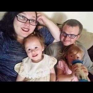 Meet your Posher, Cassandra